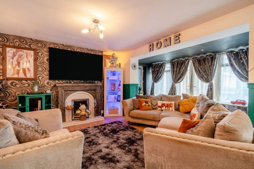 Images for Bardsey, Blackmoor Lane, LS17