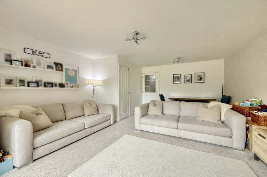 Images for Wetherby ~ Sandbeck Close, LS22 