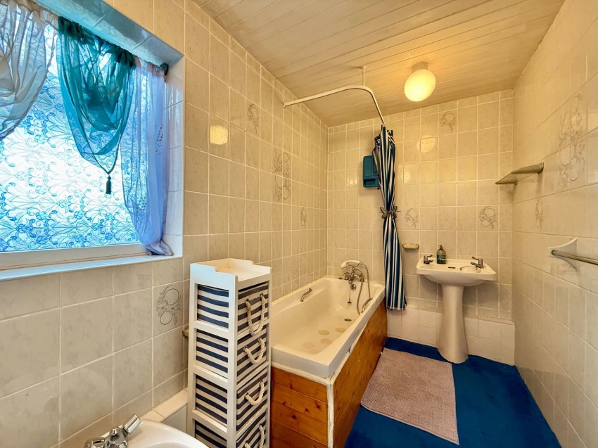 Images for Wetherby ~ York Place, LS22 