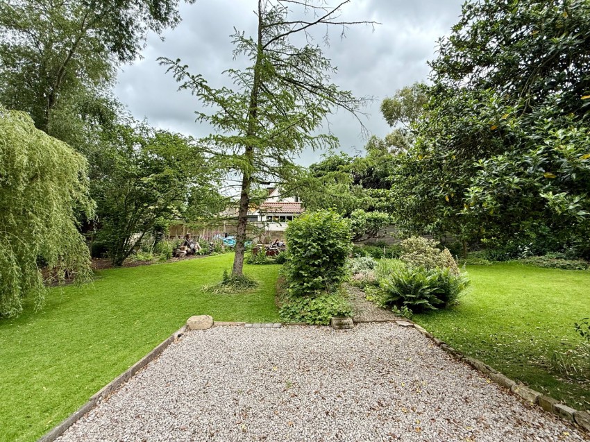 Images for Walton ~ Sunnybank & Eureka, Hall Park Road, LS23 