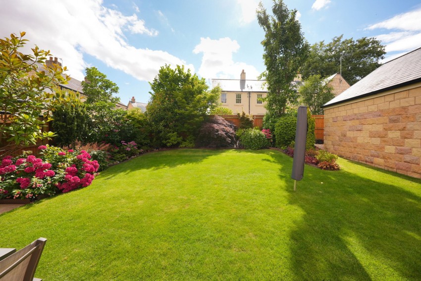Images for Boston Spa ~ 41 Oxclose Road, LS23 6FA 
