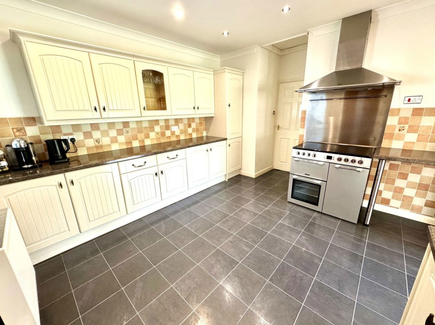 Images for Saxton, Main Street, LS24