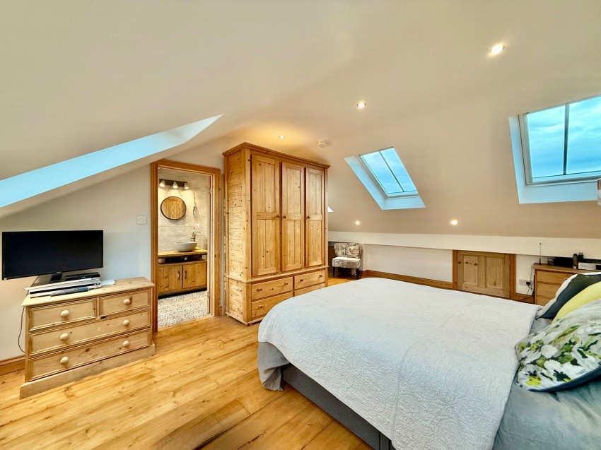 Images for East Keswick, Main Street, LS17 