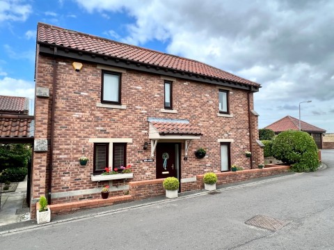 View Full Details for Goldsborough, Avenue House Court, Knaresborough, HG5