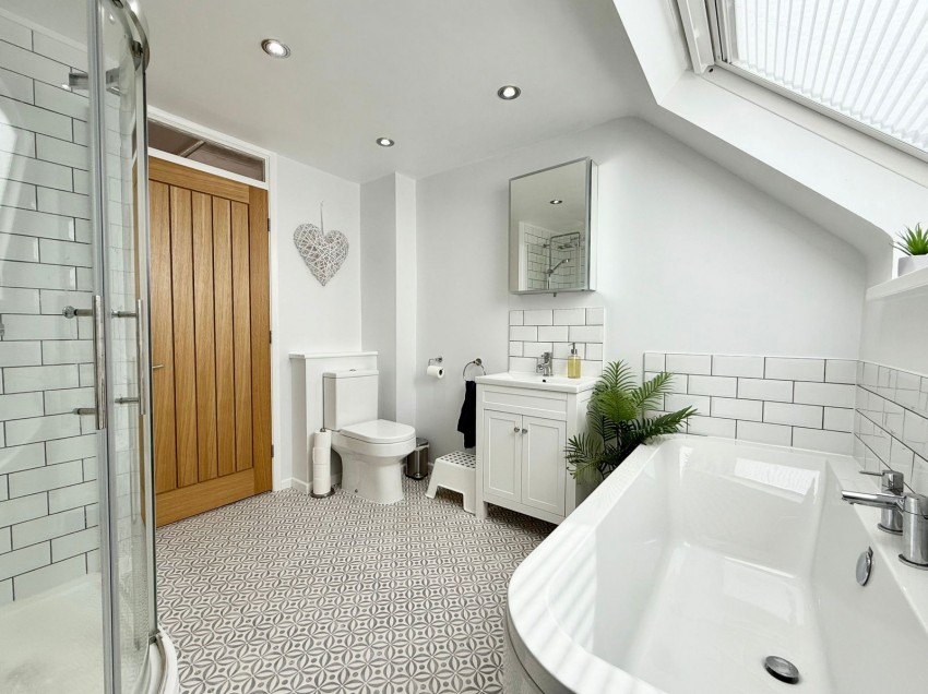 Images for Wetherby, Chatsworth Drive, LS22