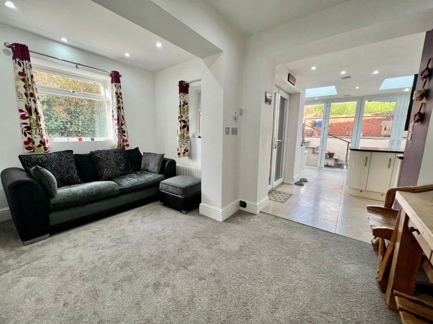 Images for Bardsey, Mill Lane, LS17