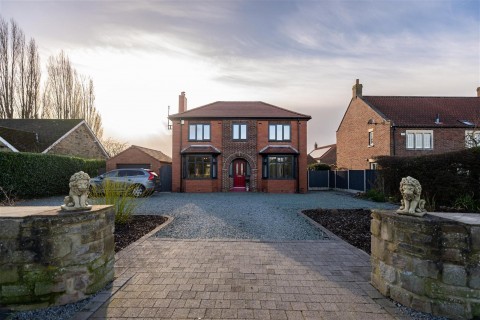 View Full Details for Hillam, Lumby Hill, Leeds, LS25