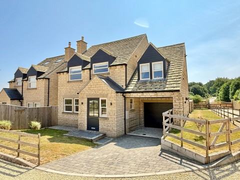 View Full Details for Bramham, Farfield Court, Wetherby Road, LS23