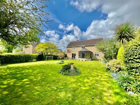 View Full Details for Beeches End, Boston Spa, Wetherby, LS23 6HL