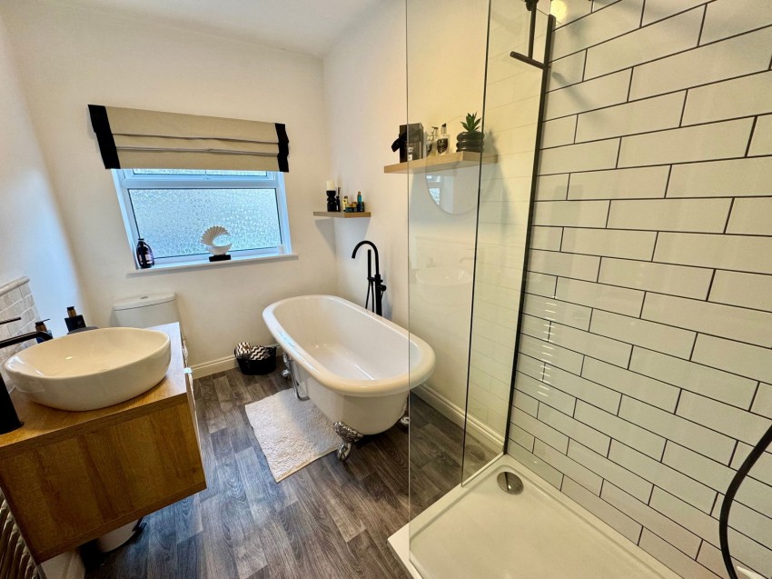 Images for Wetherby, St James Street, LS22