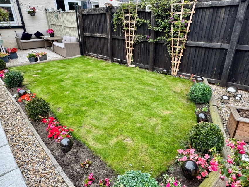 Images for Wetherby, St James Street, LS22