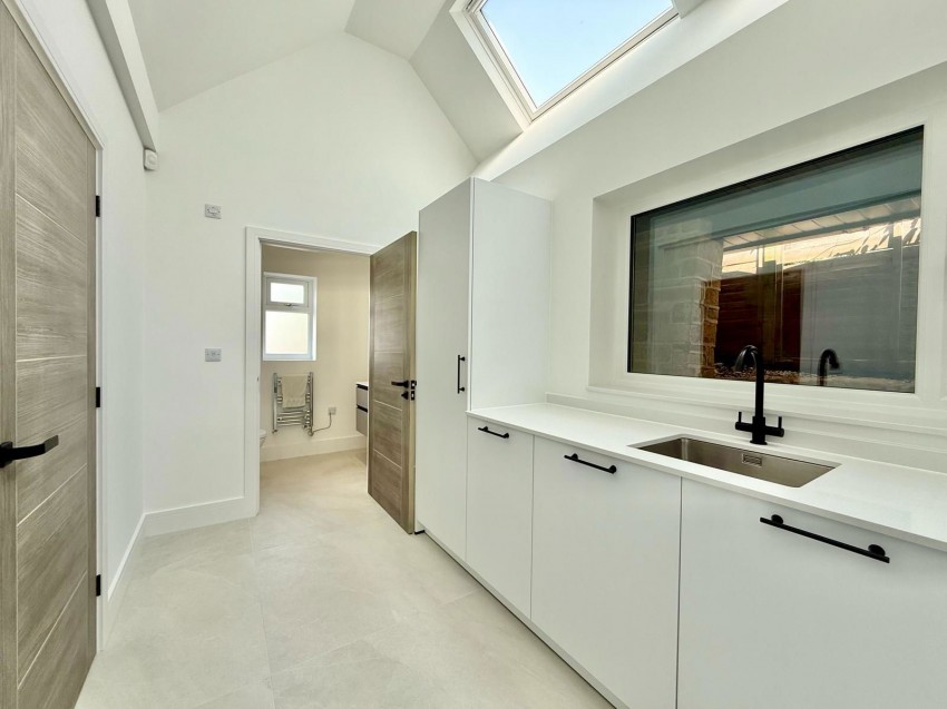 Images for Bardsey, Congreve Way, LS17