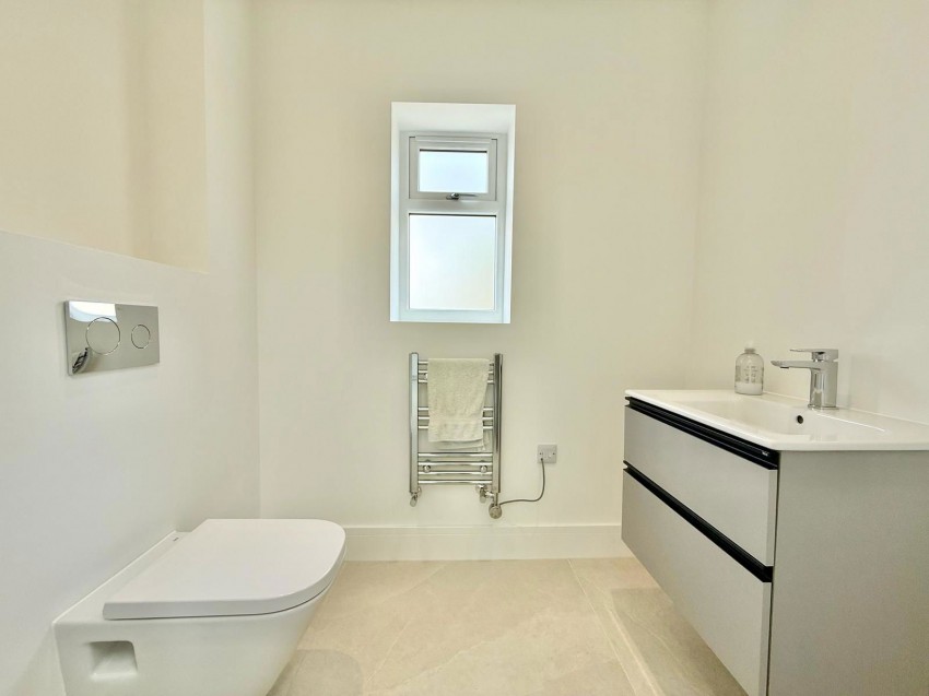 Images for Bardsey, Congreve Way, LS17