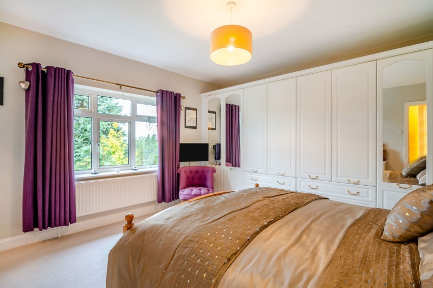 Images for Bardsey, Wood Lane, LS17