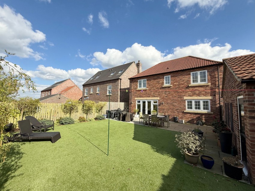 Images for Wetherby ~ Ezart Avenue, LS22  